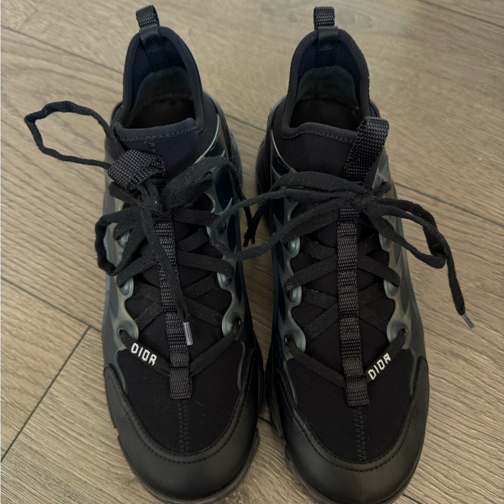 Dior D-connect sneakers - Picture 2 of 8